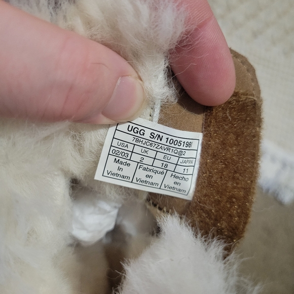 Baby uggs - Picture 3 of 6